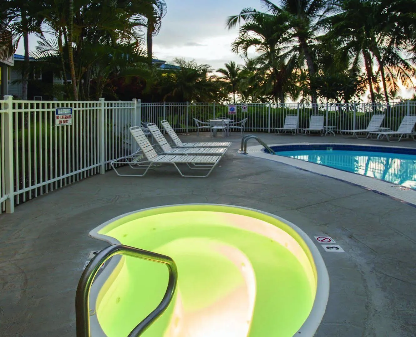 Holua Resort Keauhou 3*,
